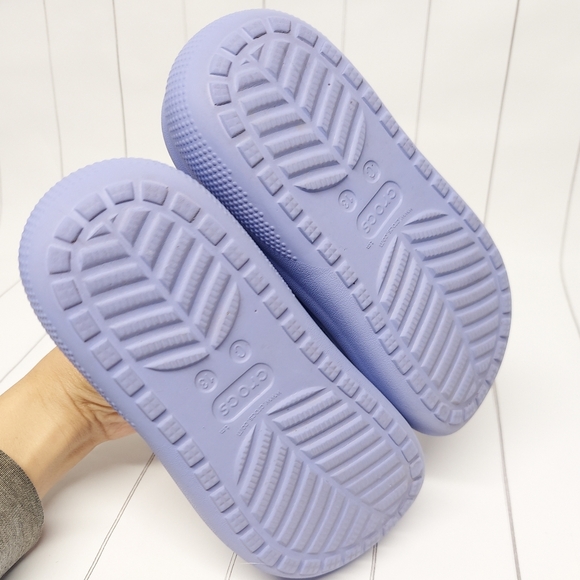 Crocs Kids Violet Classic Crush Clogs - Picture 12 of 13